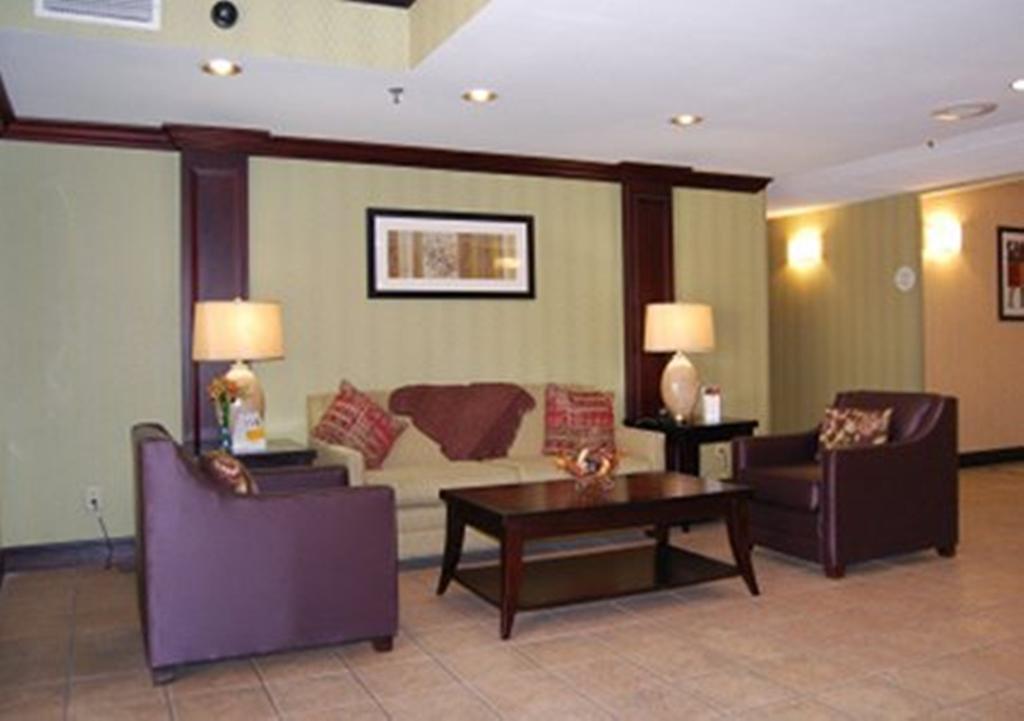 Comfort Inn Lehigh Valley West Fogelsville Buitenkant foto