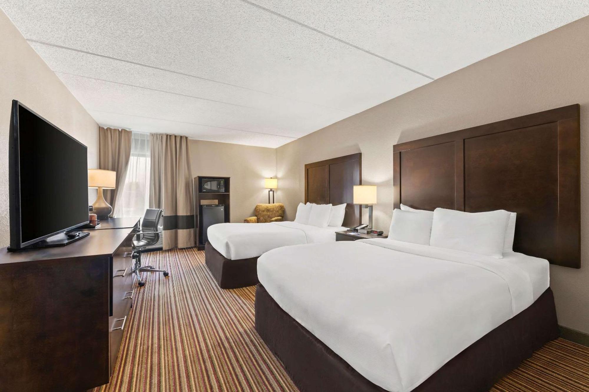 Comfort Inn Lehigh Valley West Fogelsville Buitenkant foto